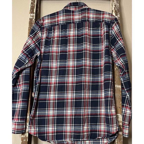 On the Byas Men's Shirt - Picture 3 of 5